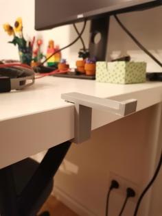 Simple Headphones Holder For Ikea Table 3D Printer Model