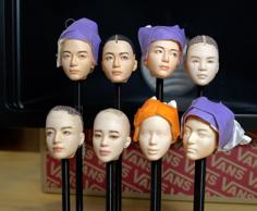 Head Stand With 8 Sticks For Barbie And Ken Dolls 3D Printer Model