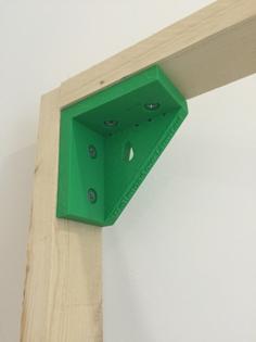 A 90 Degree Frame Bracket For An Artists Canvas 3D Printer Model