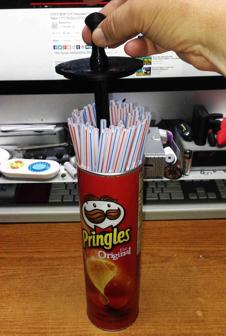 Pringles Can Straw Dispenser (for Big Printers) 3D Printer Model