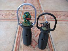 Miniature Painting Holder (25-40mm Versions) 3D Printer Model