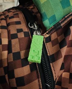 [with Release Hole] Creeper Zipper Pull Using Paperclip 3D Printer Model