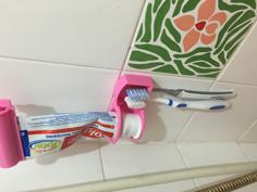 Toothbrush Holder 3D Printer Model