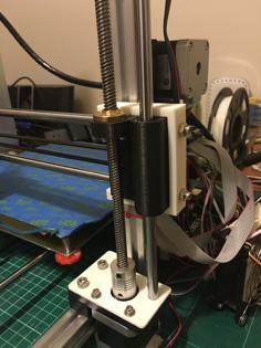 Simple I3 X-axis Strain Relief Bracket 3D Printer Model