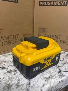 DeWalt Battery Holder 3D Printer Model