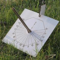 Laser Cut Equatorial Sundial (N 51°)