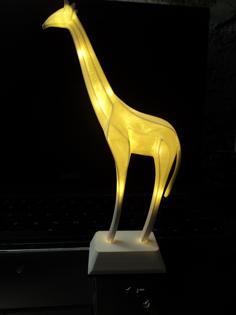 Giraffe Statue Lamp 3D Printer Model