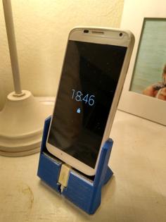 Stand / Charging Dock – Moto X 1st Gen. 3D Printer Model