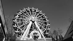 Laser Cut Ferris Wheel “WONDERLAND”. Plywood Skywheel