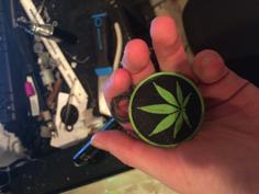 Pot Leaf Keychain/necklace 3D Printer Model