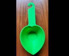 Leaf Shaped Bird Food Scoop 3D Printer Model