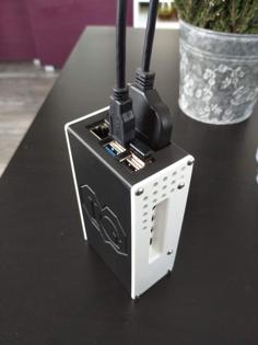 Raspberry Pi 4 Case With 2.5 HDD(SSD) Mount 3D Printer Model