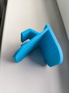 Phone Charing Holder / Stojan Na Mobil S Možnosťou Nabíjať 3D Printer Model