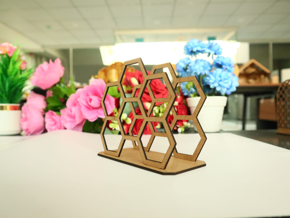 Laser Cut Honeycomb Pattern Vertical Napkin Holder Free Vector