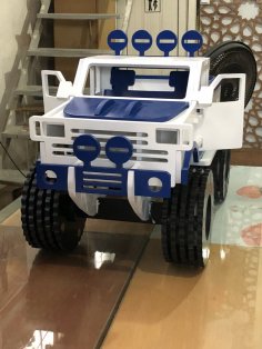 Laserowo wycinana zabawka Monster Truck