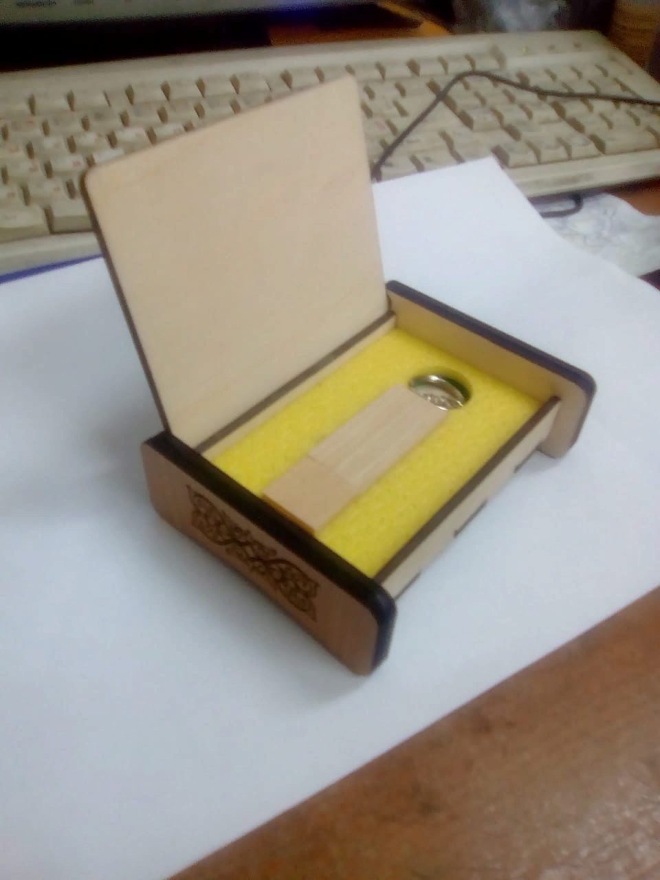 Laser Cut Engraved Flash Drive Gift Box 4mm Free Vector