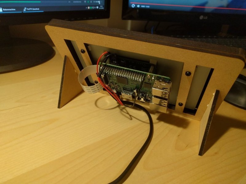 Laser Cut Raspberry PI 7″ Display Stand