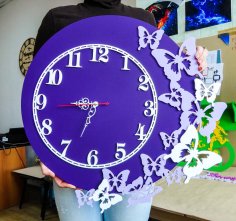 Laserowo wycinany drewniany zegar ścienny w kształcie motyla