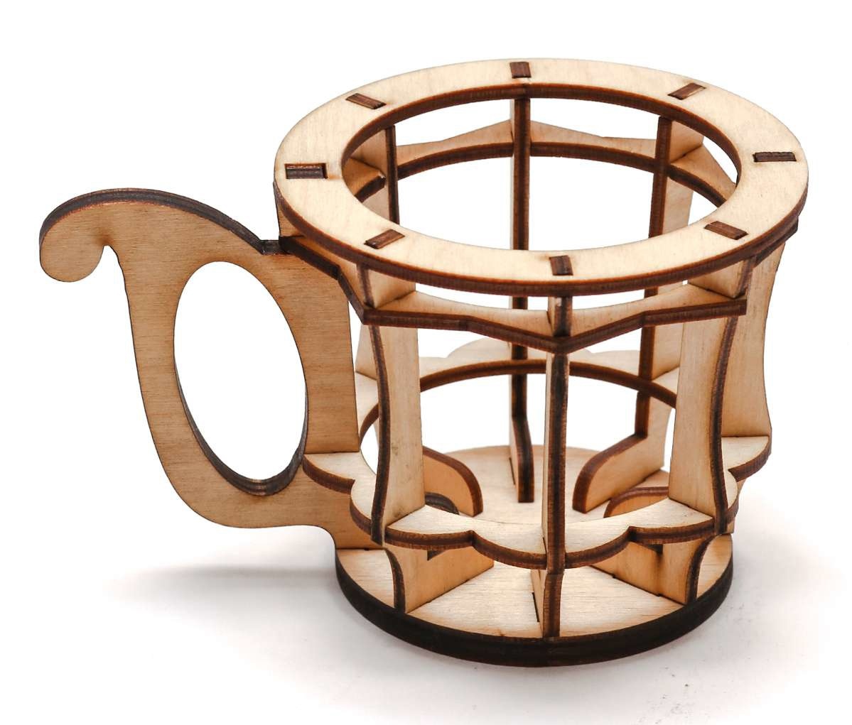 Lasergeschnittener Kaffeetassenhalter aus Holz