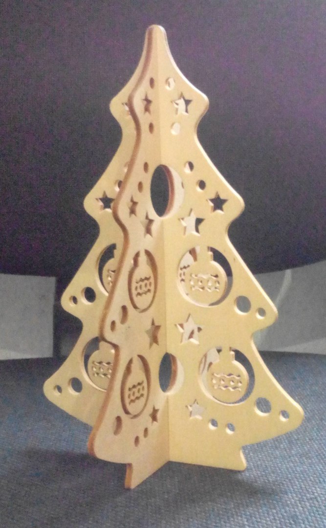 Árbol de Navidad de madera de espiga cortada con láser