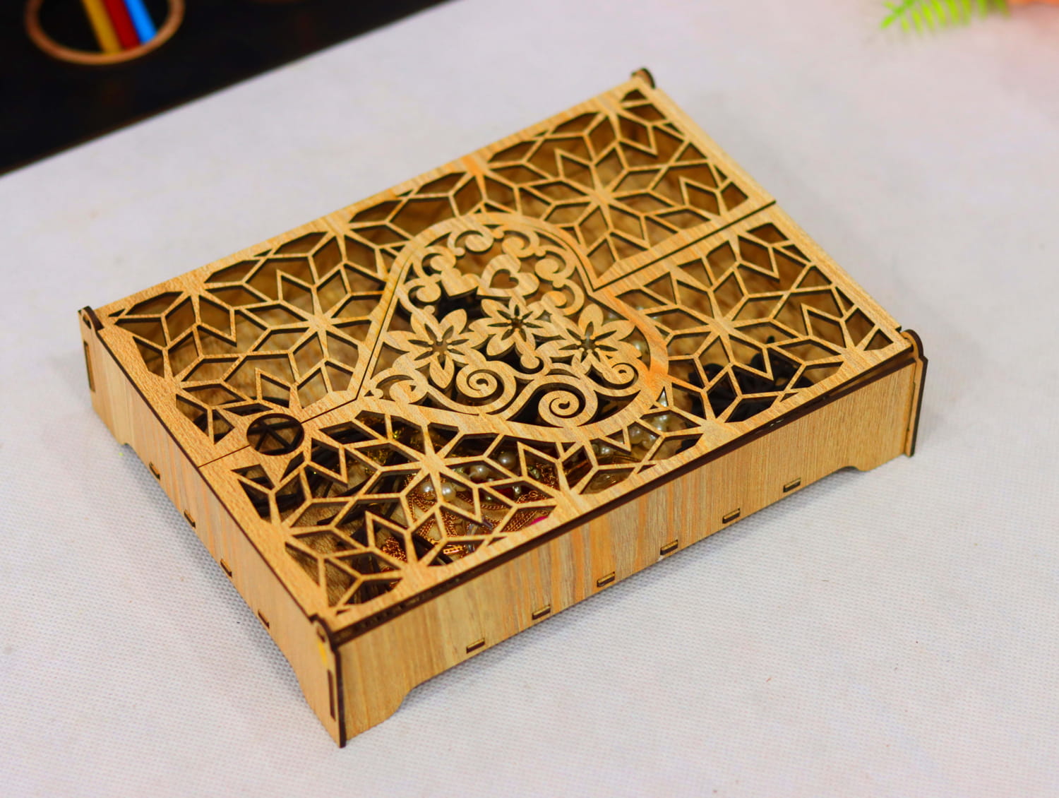 Laser Cut Heart Jewelry Box 3mm Free Vector