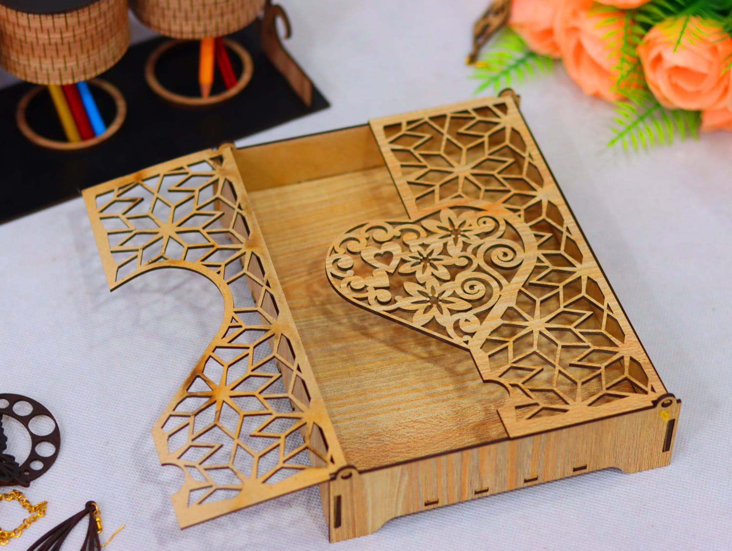 Laser Cut Heart Jewelry Box 3mm Free Vector