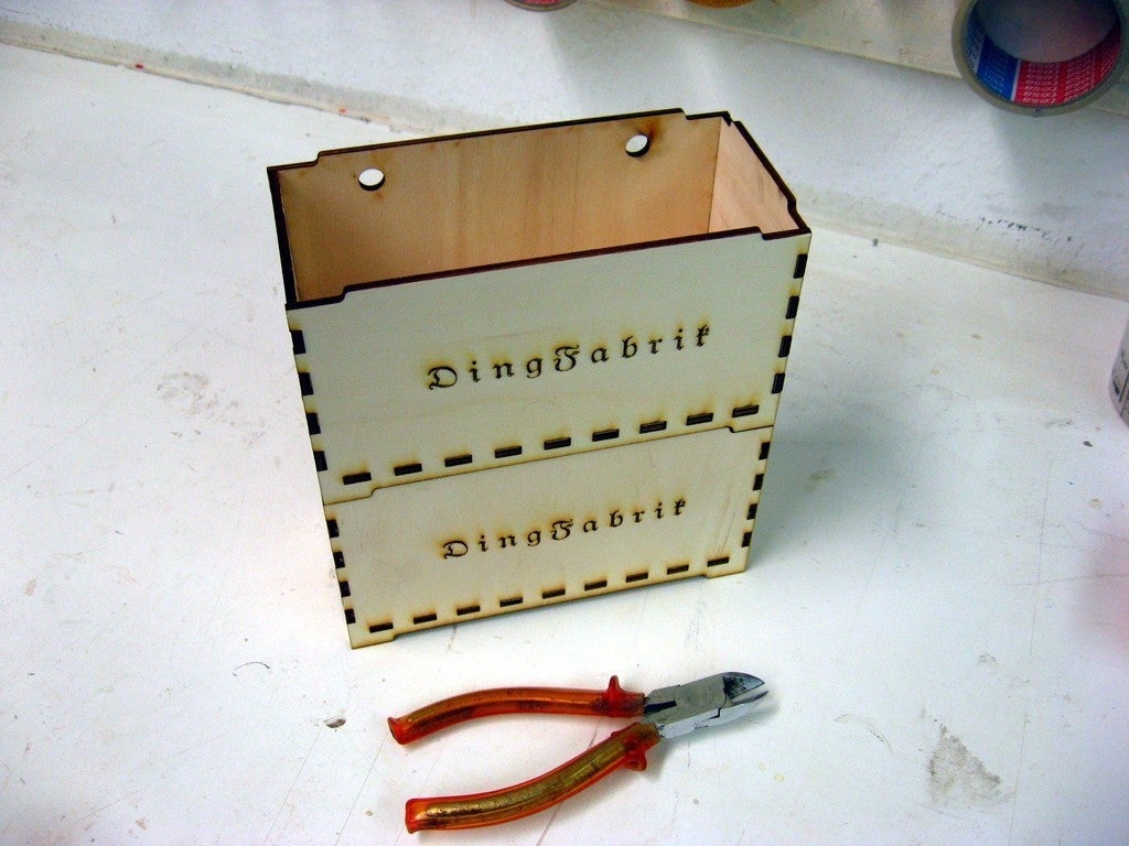 Caja apilable Plantilla de corte por láser de madera contrachapada de 4 mm