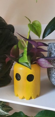 Pacman Ghost Plant Pot With Drainage Hole 3D Printer Model