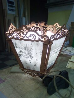 Lámpara decorativa de madera cortada con láser