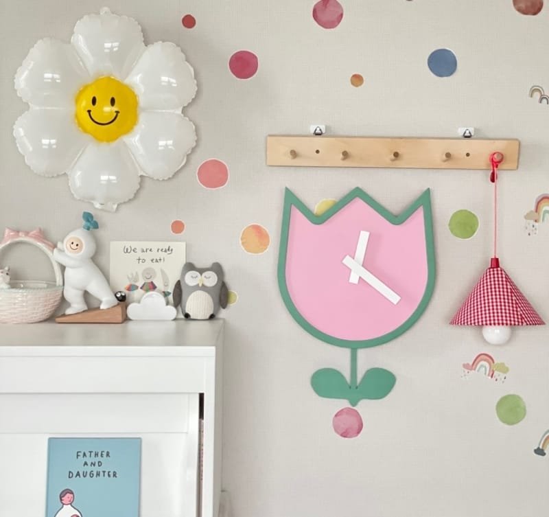 Laser Cut Daisy Tulip Wall Clock Modern Decor