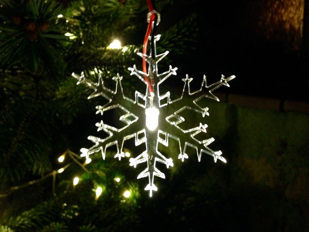Floco de neve de Natal cortado a laser com luz LED