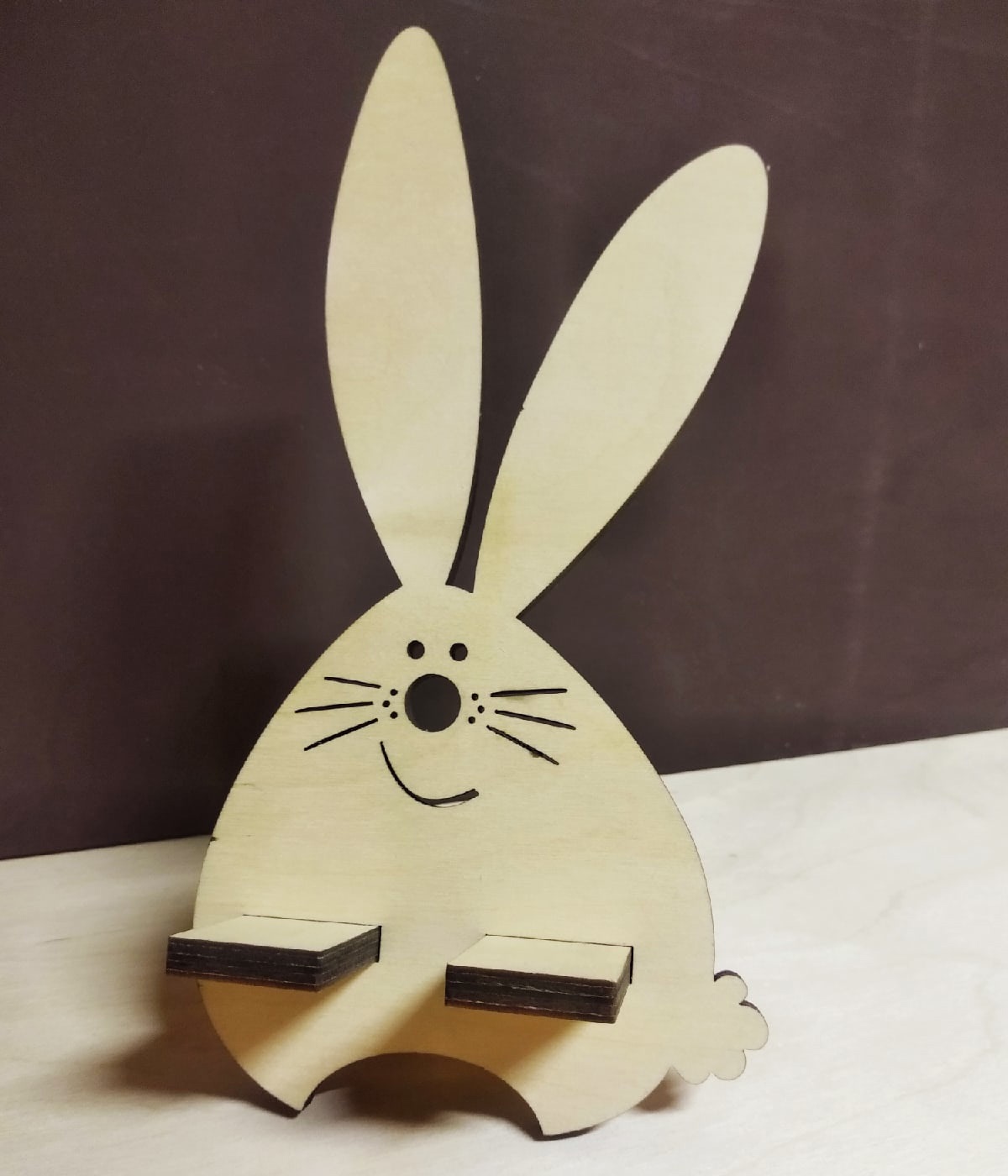 Lazer Kesim Sevimli Tavşan Telefon Standı