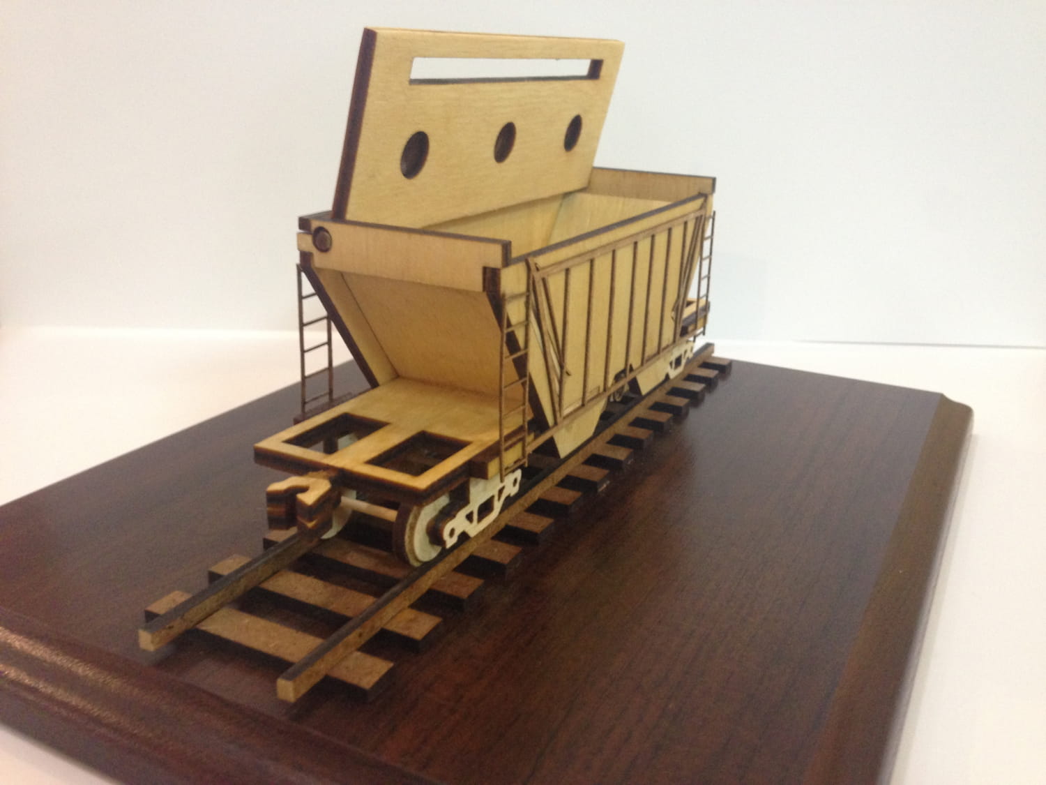 Laser Cut Grain Hopper Wagon Desk Organizer Free Vector