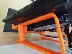 Laptop Stand And Active Cooling 200×200 3D Printer Model