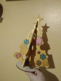 Plantilla de queso de árbol de Navidad cortado con láser