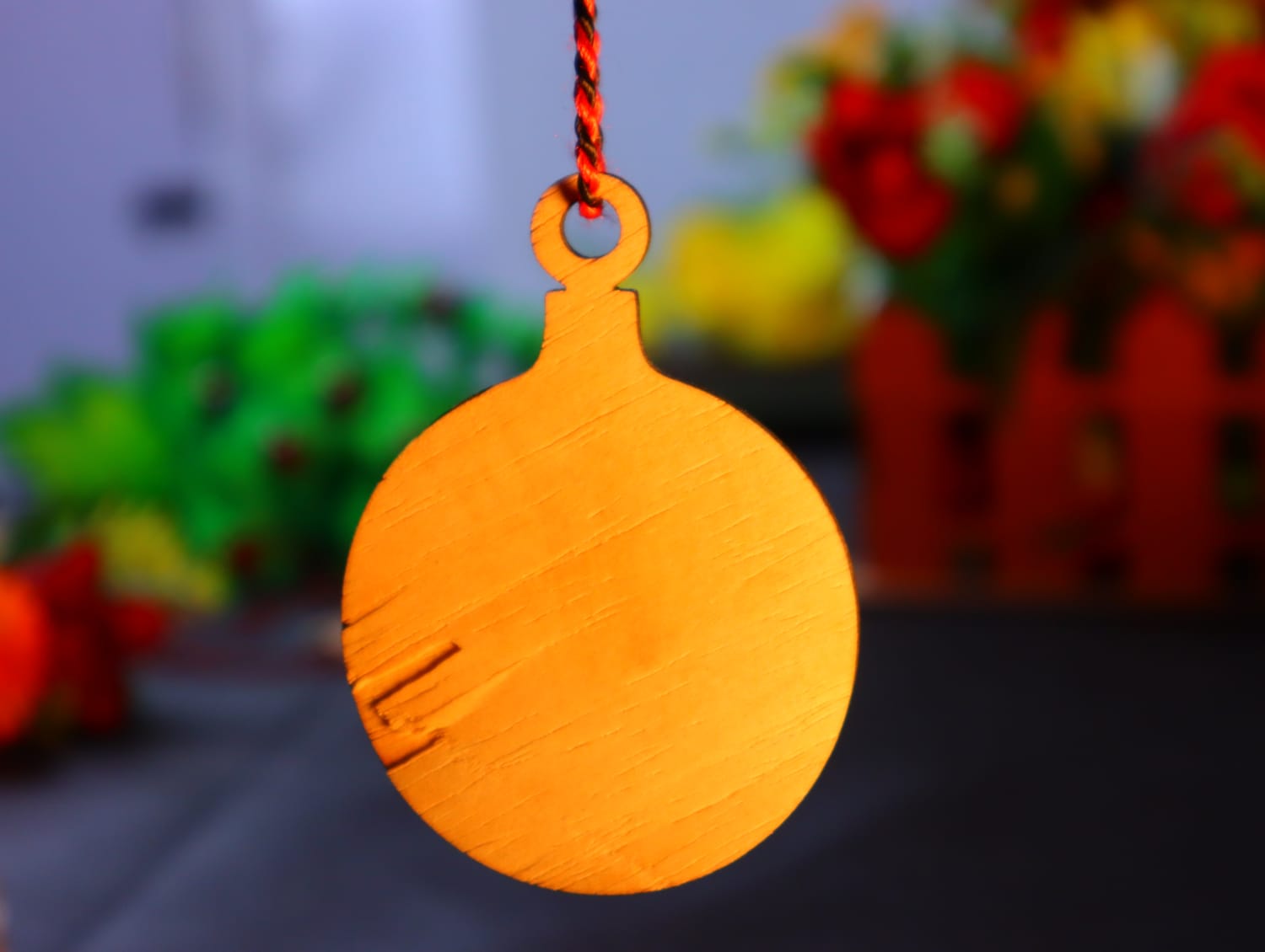 Blank Wooden Christmas Bauble Shapes – 10x MDF Craft Tags & Cutouts For Xmas Decorations & Personalizing