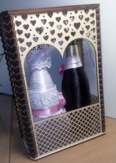 Lasergeschnittene Weinbox für die Hochzeit