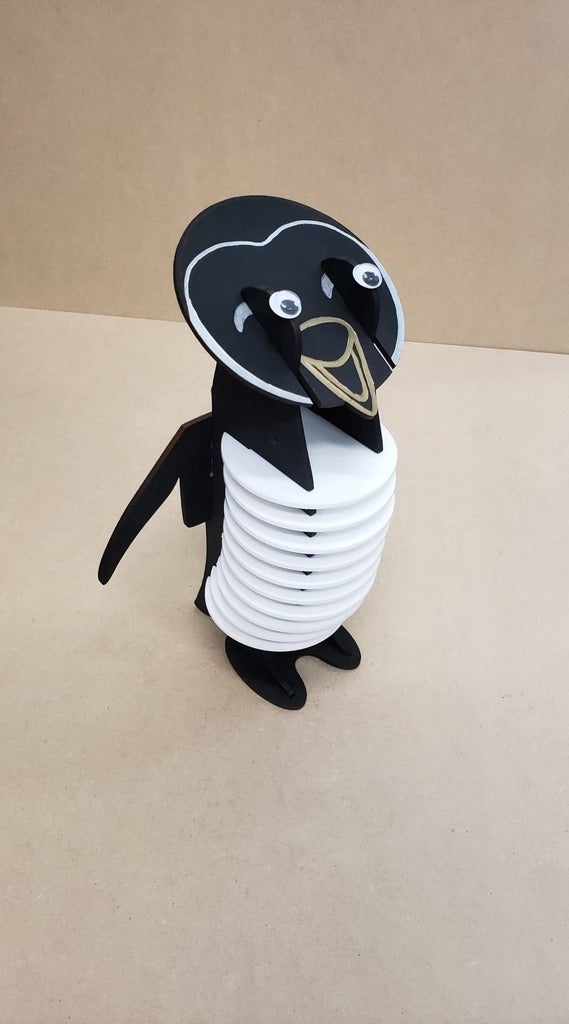 Posavasos de pingüino cortado con láser de 3 mm