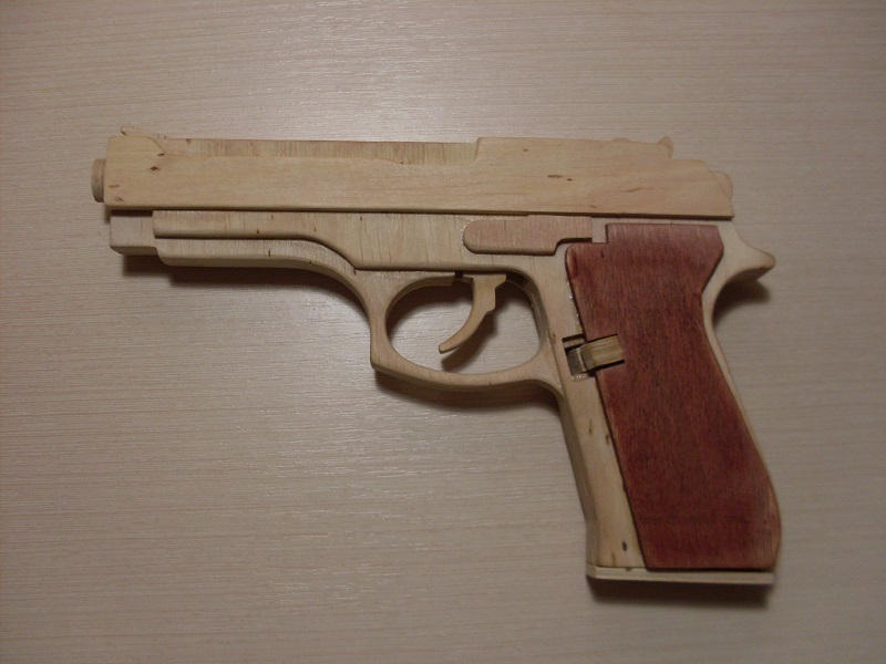 اسلحه باند لاستیکی M9