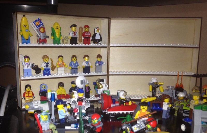 Laser Cut Small Custom Display Box for LEGO Minifigures