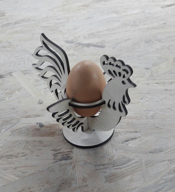 Soporte de exhibición de huevo de Pascua de gallo de Pascua cortado con láser
