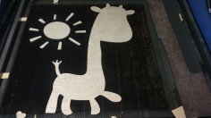 Lasergeschnittene Giraffe und Sonne Kinderzimmerdekoration 800 mm 6 mm