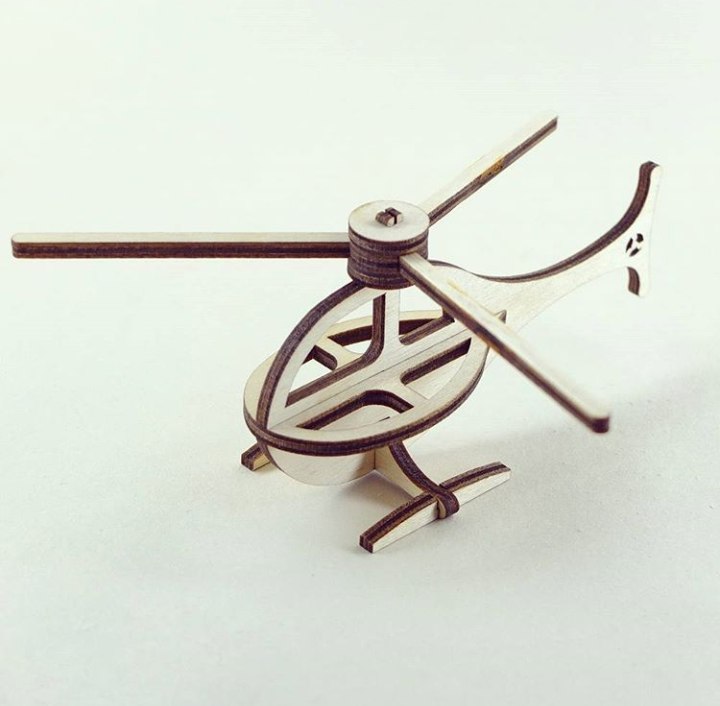 Jouet de modèle de puzzle 3D d'hélicoptère