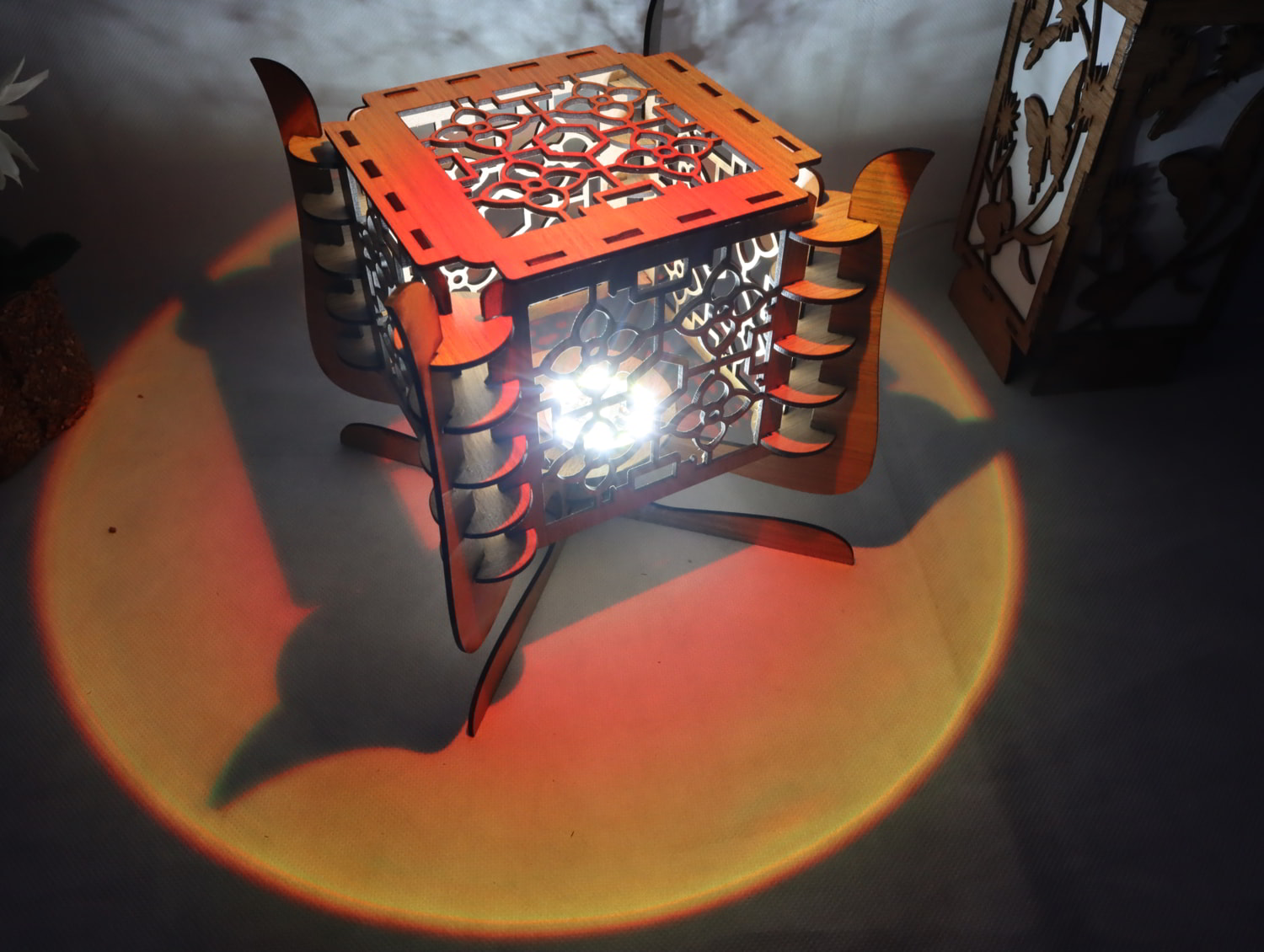 Laser Cut Contemporary Wooden Table Lamp 3mm Free Vector