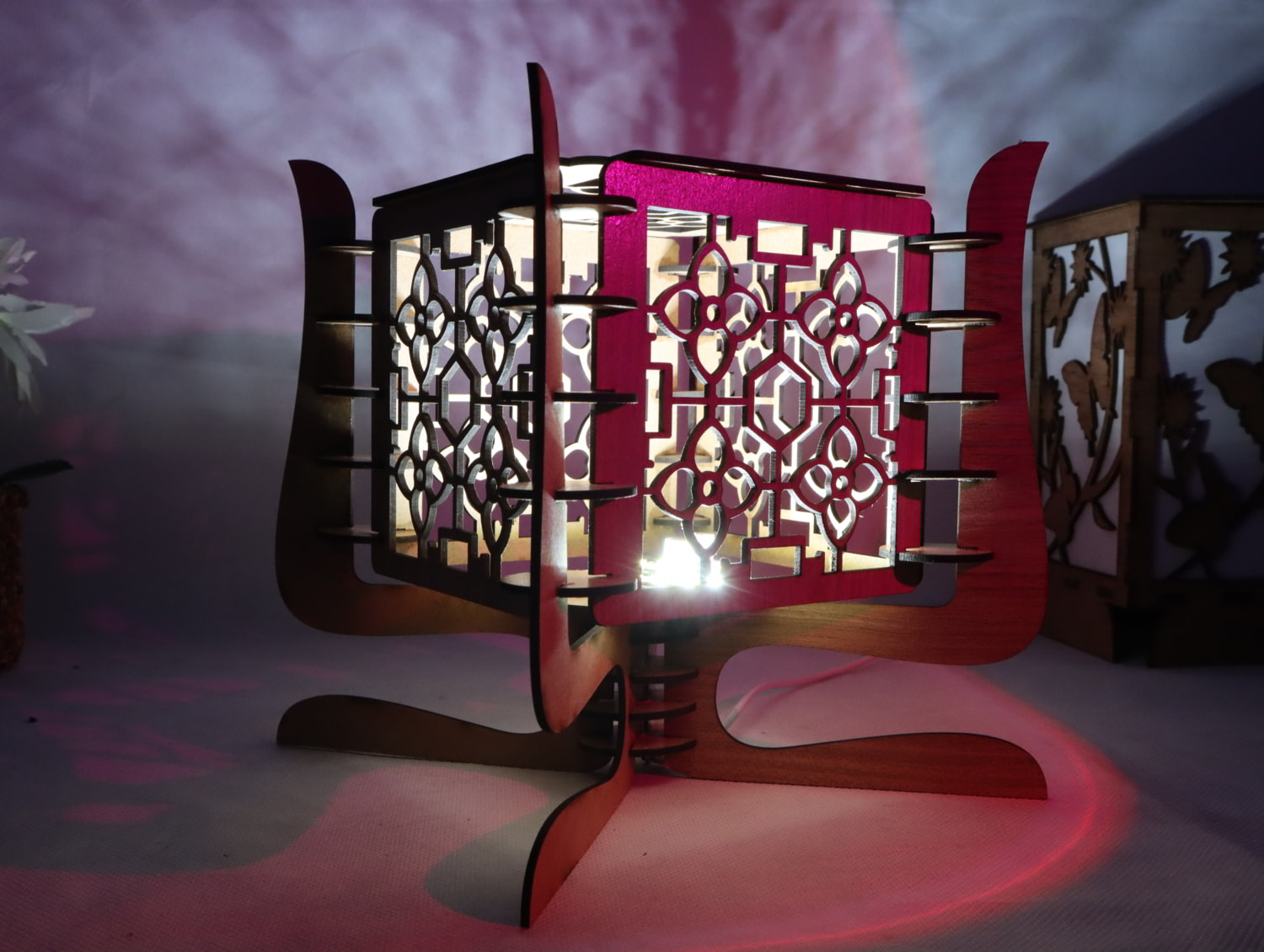 Laser Cut Contemporary Wooden Table Lamp 3mm Free Vector