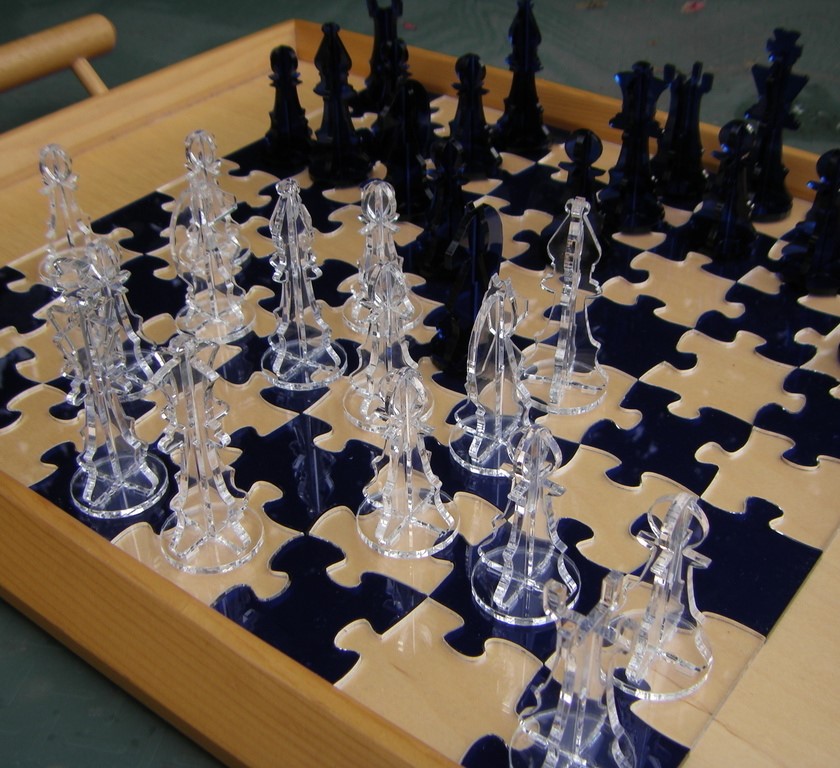 Laserowo wycinane puzzle szachowe Szachownica i kawałki akrylu 3 mm