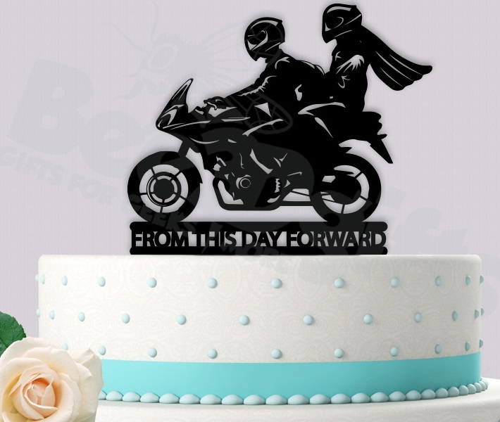 Topo de bolo de casamento motociclista cortado a laser