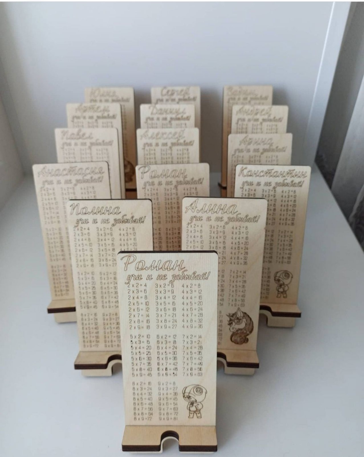 Laser Cut Engraved Phone Stand Free Vector