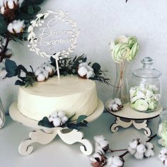 Laserowo wycinany dekoracyjny okrągły stojak na ciasto