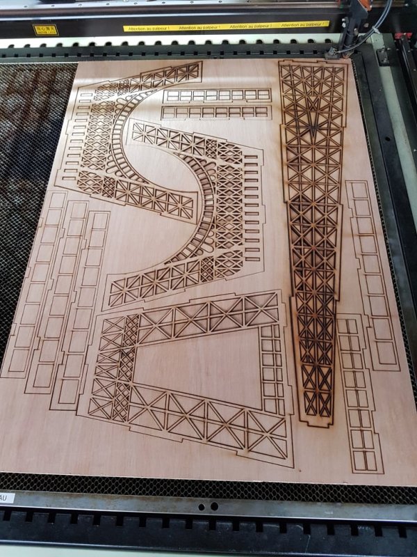 Laser Cut Big Eiffel Tower DXF File